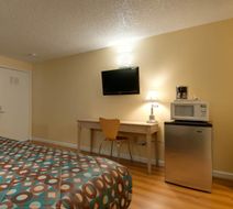 Vagabond Inn Bakersfield North Room