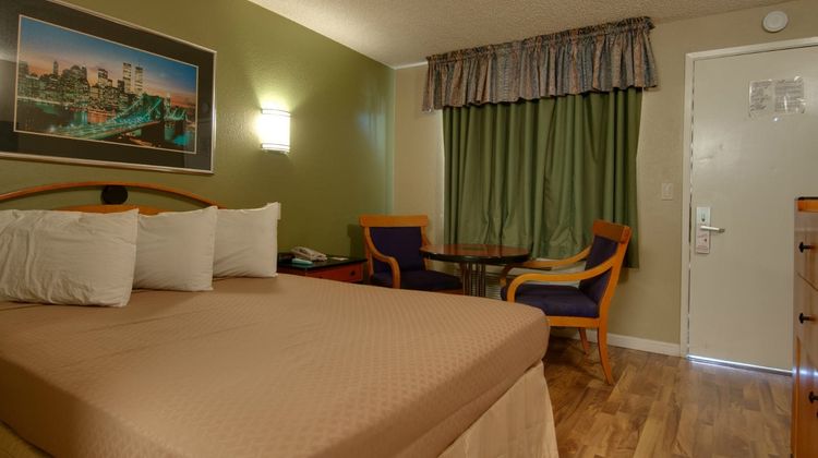 Vagabond Inn Bakersfield North Room