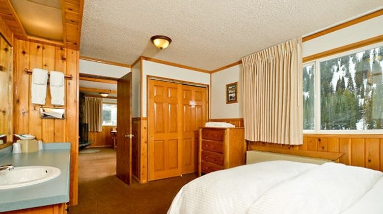 <b>Alta Peruvian Lodge Suite</b>. Images powered by <a href="https://www.leonardoworldwide.com/" title="Leonardo Worldwide" target="_blank">Leonardo</a>.