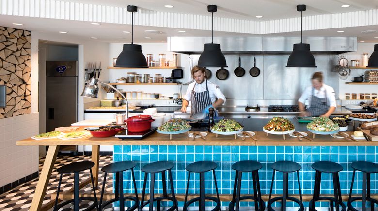 <b>Zoku Amsterdam Restaurant</b>. Images powered by <a href="https://www.leonardoworldwide.com/" title="Leonardo Worldwide" target="_blank">Leonardo</a>.
