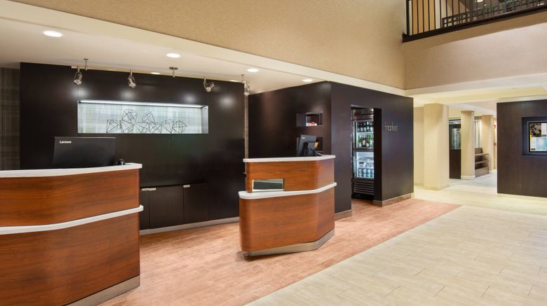 <b>Courtyard Springfield Airport Lobby</b>. Images powered by <a href="https://www.leonardoworldwide.com/" title="Leonardo Worldwide" target="_blank">Leonardo</a>.