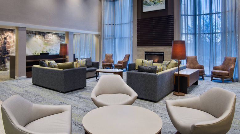 <b>Courtyard Springfield Airport Lobby</b>. Images powered by <a href="https://www.leonardoworldwide.com/" title="Leonardo Worldwide" target="_blank">Leonardo</a>.