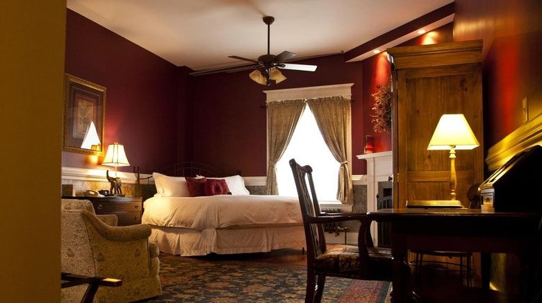 <b>Inn on Broadway Room</b>. Images powered by <a href="https://www.leonardoworldwide.com/" title="Leonardo Worldwide" target="_blank">Leonardo</a>.