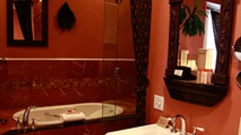 <b>Inn on Broadway Room</b>. Images powered by <a href="https://www.leonardoworldwide.com/" title="Leonardo Worldwide" target="_blank">Leonardo</a>.