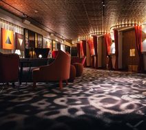 Hotel Rival Lobby
