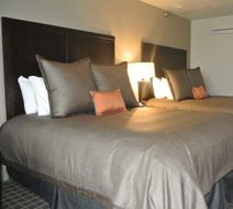 Aspen Select Hotel Rochester Room