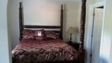 <b>The 1927 Lake Lure Inn & Spa Suite</b>. Images powered by <a href="https://www.leonardoworldwide.com/" title="Leonardo Worldwide" target="_blank">Leonardo</a>.