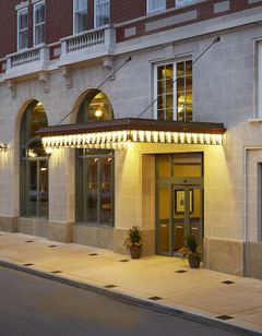 Hotel Julien Dubuque