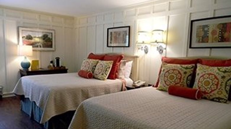 <b>Saint Simons Inn by the Lighthouse Room</b>. Images powered by <a href="https://www.leonardoworldwide.com/" title="Leonardo Worldwide" target="_blank">Leonardo</a>.