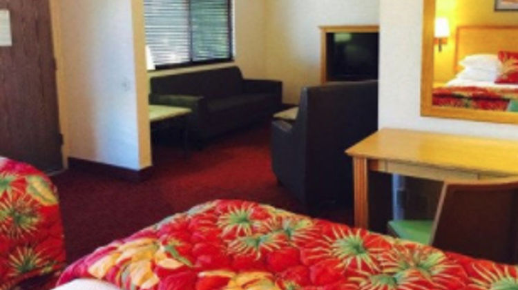 Caliente Tropics Resort Suite