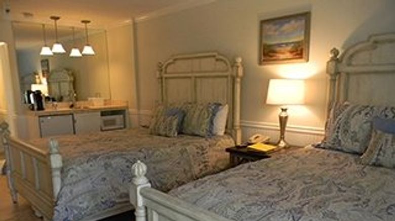 <b>Saint Simons Inn by the Lighthouse Room</b>. Images powered by <a href="https://www.leonardoworldwide.com/" title="Leonardo Worldwide" target="_blank">Leonardo</a>.