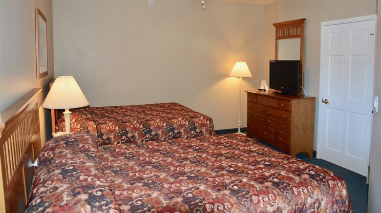 <b>Delavan Lake Resort Suite</b>. Images powered by <a href="https://www.leonardoworldwide.com/" title="Leonardo Worldwide" target="_blank">Leonardo</a>.