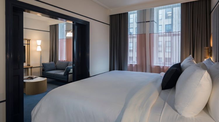 Hu. Hotel, Memphis Suite