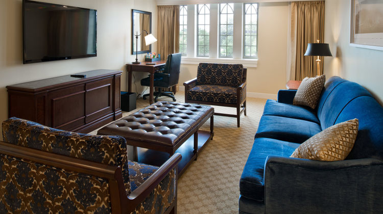 The Morris Inn Suite