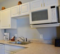 Delavan Lake Resort Suite