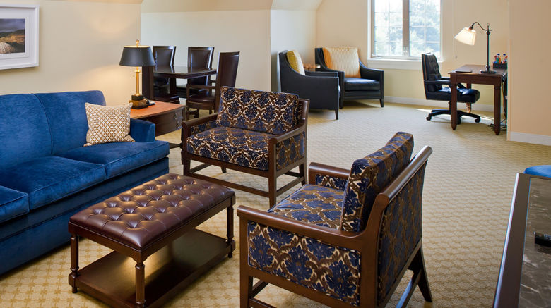 <b>The Morris Inn Suite</b>. Images powered by <a href="https://www.leonardoworldwide.com/" title="Leonardo Worldwide" target="_blank">Leonardo</a>.