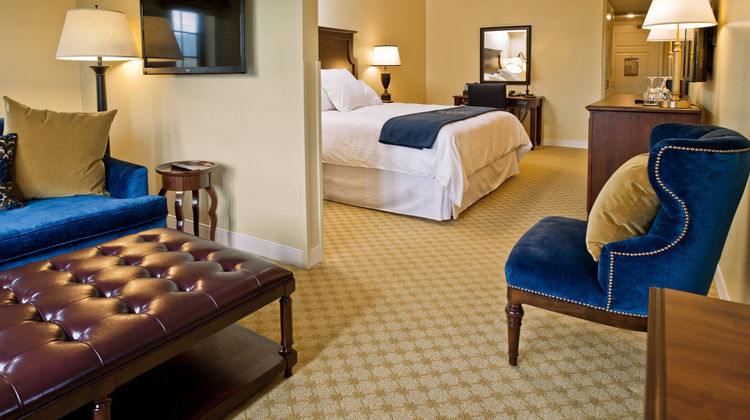The Morris Inn Suite