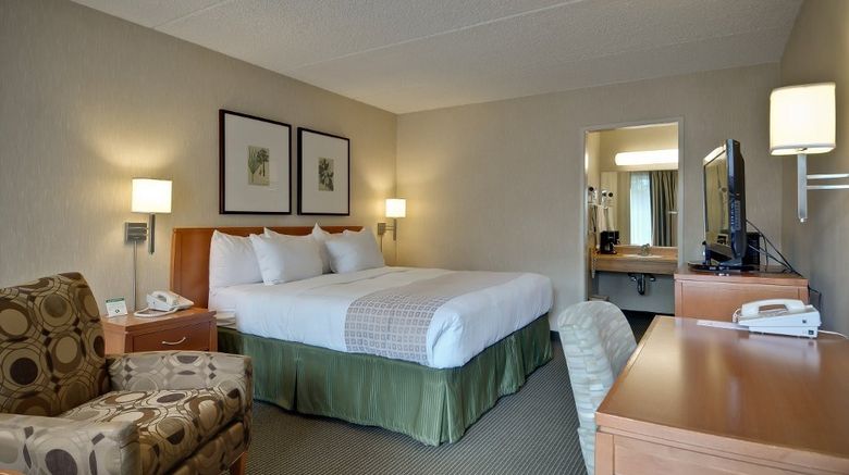 <b>Vagabond Inn Executive Sacramento Room</b>. Images powered by <a href="https://www.leonardoworldwide.com/" title="Leonardo Worldwide" target="_blank">Leonardo</a>.