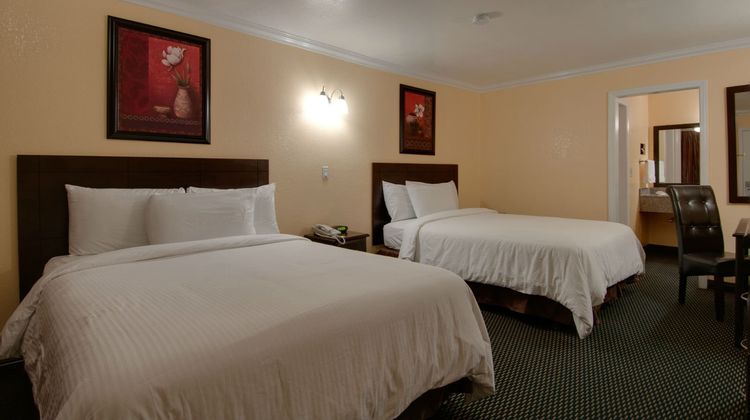 Vagabond Inn San Pedro Room