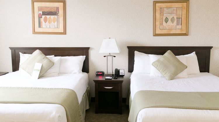 Victoria Inn Hotel & Convention Center Room