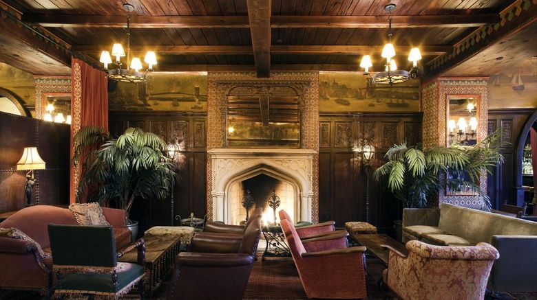 <b>The Bowery Hotel Lobby</b>. Images powered by <a href="https://www.leonardoworldwide.com/" title="Leonardo Worldwide" target="_blank">Leonardo</a>.