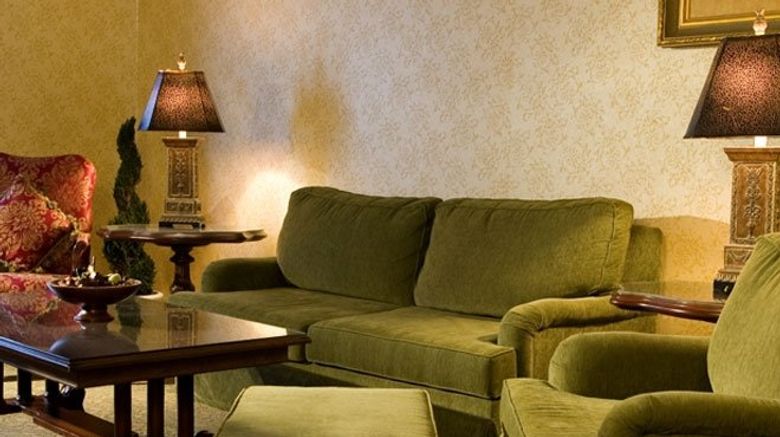 <b>The Georgetown Inn Suite</b>. Images powered by <a href="https://www.leonardoworldwide.com/" title="Leonardo Worldwide" target="_blank">Leonardo</a>.