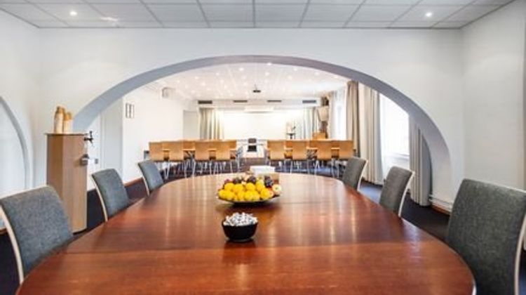 Elite Grand Hotel Meeting