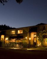 Wilshire Crest Hotel