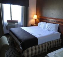 The Oscoda Lakeside Hotel Room