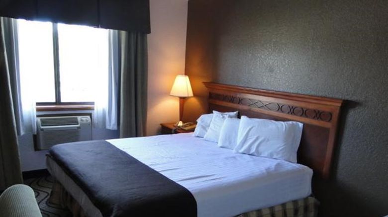 <b>The Oscoda Lakeside Hotel Room</b>. Images powered by <a href="https://www.leonardoworldwide.com/" title="Leonardo Worldwide" target="_blank">Leonardo</a>.