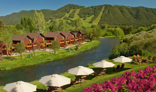Rustic Inn Creekside Resort & Spa Exterior
