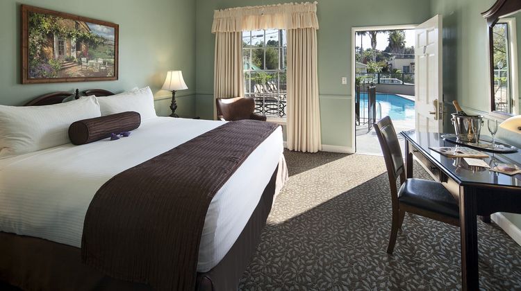 Lavender Inn by the Sea Room