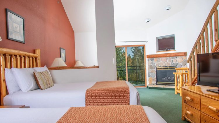 The Waters of Minocqua Suite