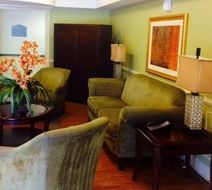 InTown Suites Columbus Lobby