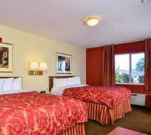 InTown Suites Decatur Room