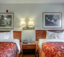 InTown Suites Decatur Room