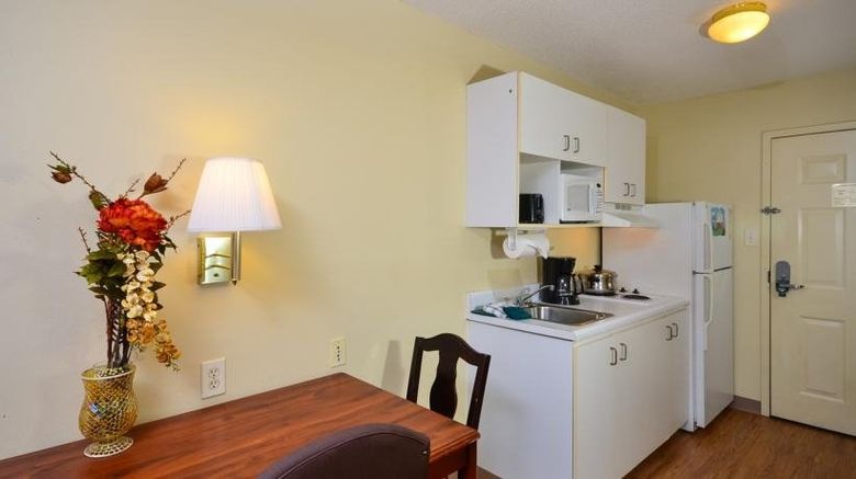 <b>InTown Suites Decatur Room</b>. Images powered by <a href="https://www.leonardoworldwide.com/" title="Leonardo Worldwide" target="_blank">Leonardo</a>.
