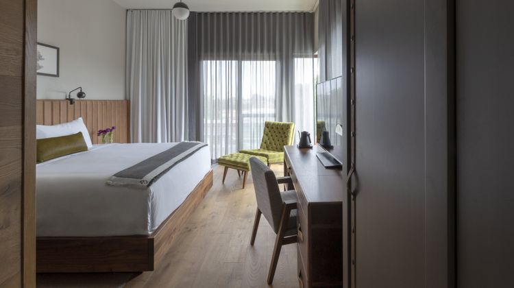 Park James Hotel Room