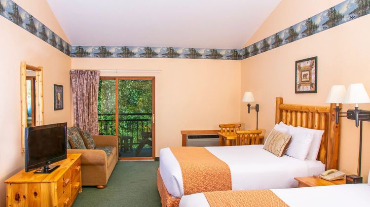 The Waters of Minocqua Suite
