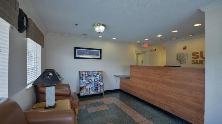 InTown Suites Greenpoint Lobby
