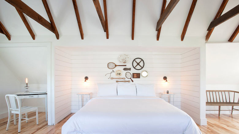 <b>Salt House Inn Suite</b>. Images powered by <a href="https://www.leonardoworldwide.com/" title="Leonardo Worldwide" target="_blank">Leonardo</a>.