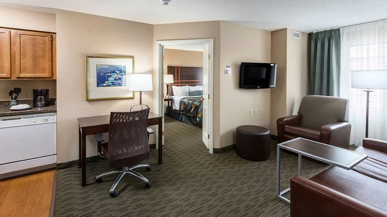 <b>Aspen Suites Rochester Suite</b>. Images powered by <a href="https://www.leonardoworldwide.com/" title="Leonardo Worldwide" target="_blank">Leonardo</a>.