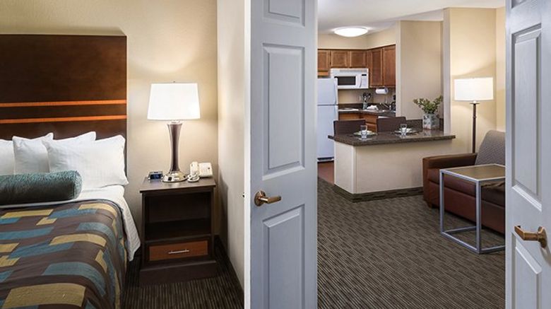<b>Aspen Suites Rochester Suite</b>. Images powered by <a href="https://www.leonardoworldwide.com/" title="Leonardo Worldwide" target="_blank">Leonardo</a>.