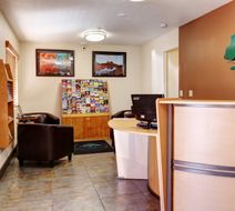 GreenTree Inn Sedona Lobby