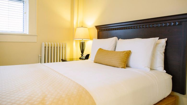 <b>Plaza Hotel Room</b>. Images powered by <a href="https://www.leonardoworldwide.com/" title="Leonardo Worldwide" target="_blank">Leonardo</a>.