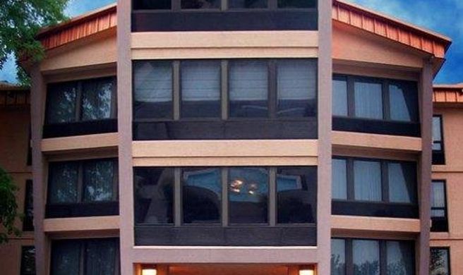 Decatur Conference Center & Hotel Exterior