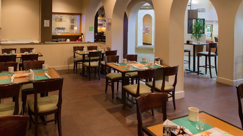 <b>GreenTree Hotel Phoenix West Restaurant</b>. Images powered by <a href="https://www.leonardoworldwide.com/" title="Leonardo Worldwide" target="_blank">Leonardo</a>.