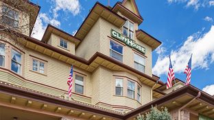 The Cliff House Inn at Pikes Peak