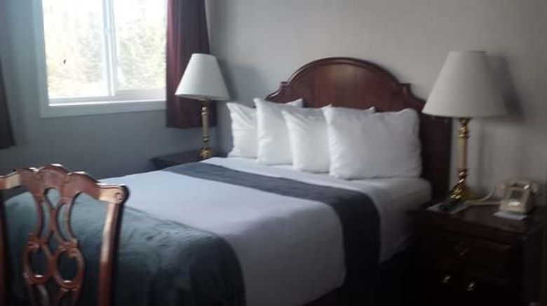 <b>Beluga Lake Lodge Room</b>. Images powered by <a href="https://www.leonardoworldwide.com/" title="Leonardo Worldwide" target="_blank">Leonardo</a>.