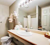 The Beach House Inn Room